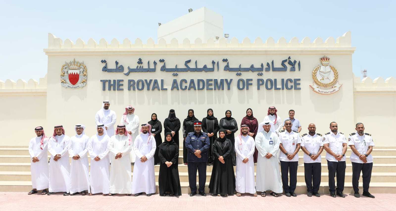 شئون الجنسية والجوازات والإقامة تنظم دورة متخصصة في لغة الإشارة لموظفي جوازات دول مجلس التعاون<